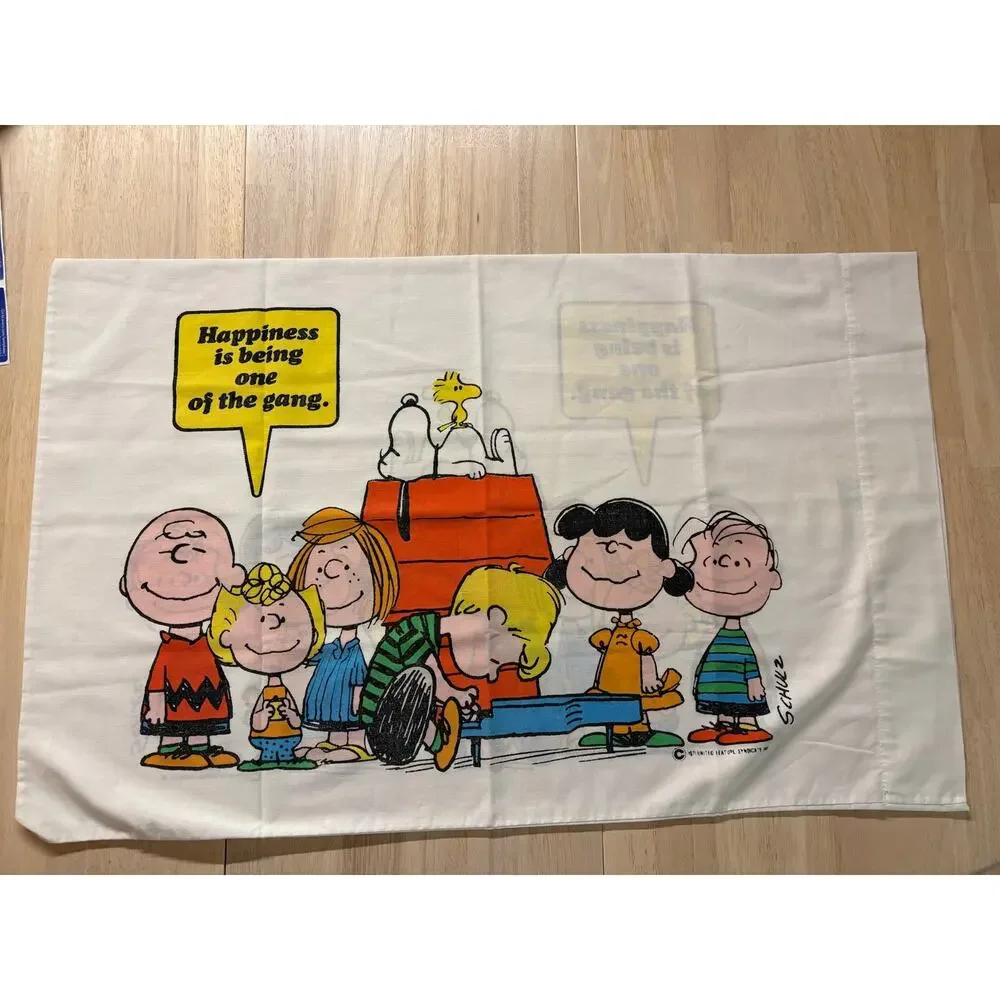 Vintage 1971 Peanuts Snoopy Gang Pillowcase Retro Bedding Charlie Brown